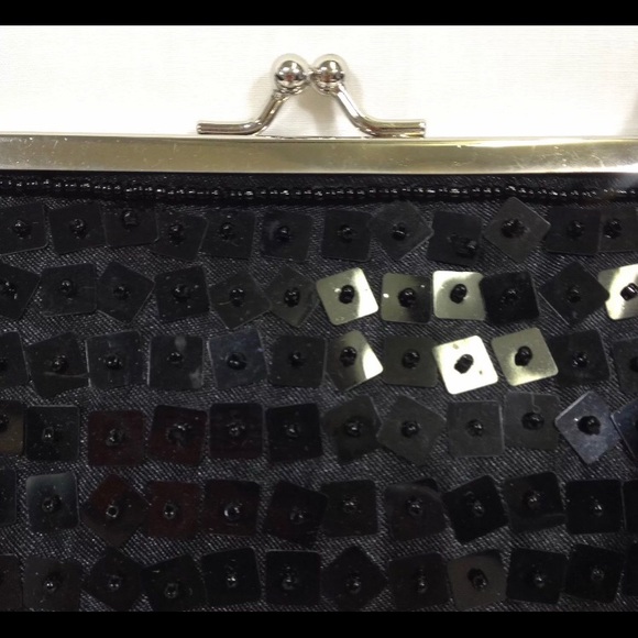 Evening Bag Micro Beaded Sequin Handle Kiss Lock - Picture 2 of 8